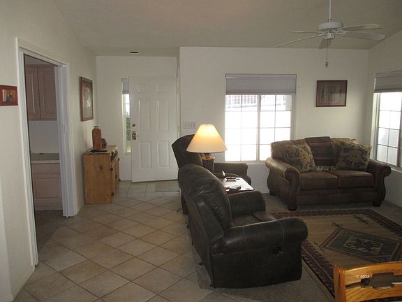 3rd image of 726 Mesa Springs Dr