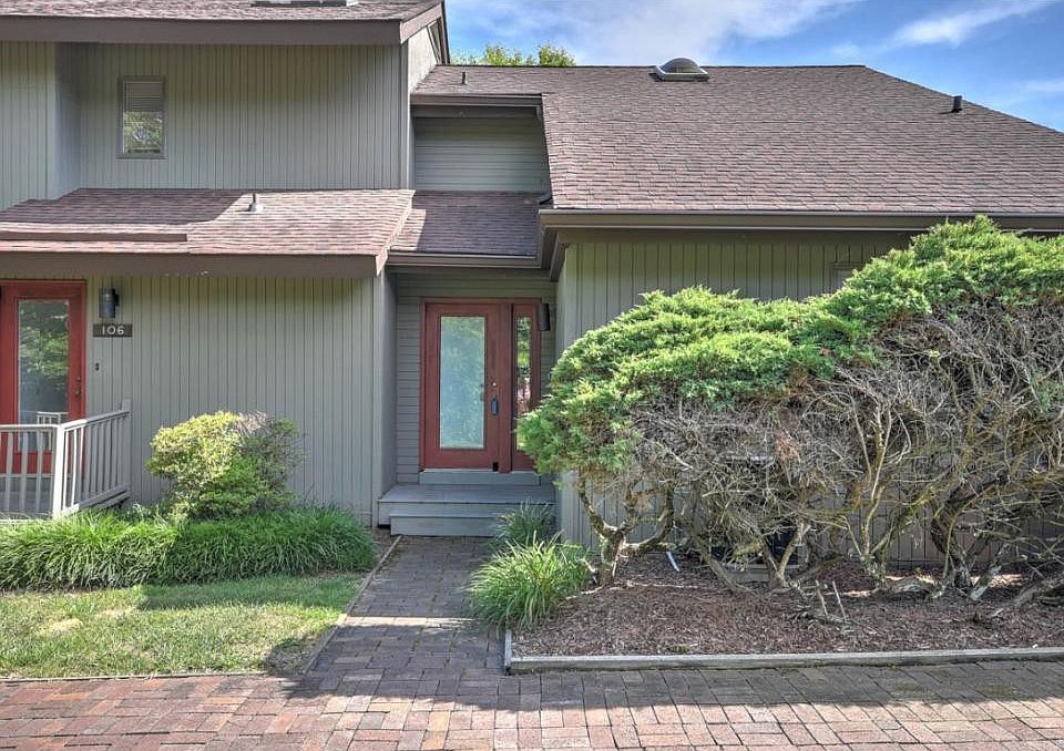 1st image of 108 Willowbrook Dr Unit 108