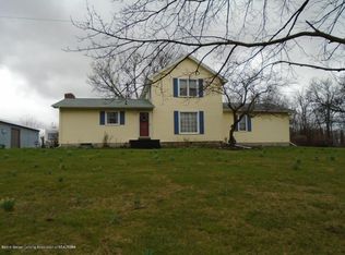 10487 N Wheaton Rd, Grand Ledge, MI 48837