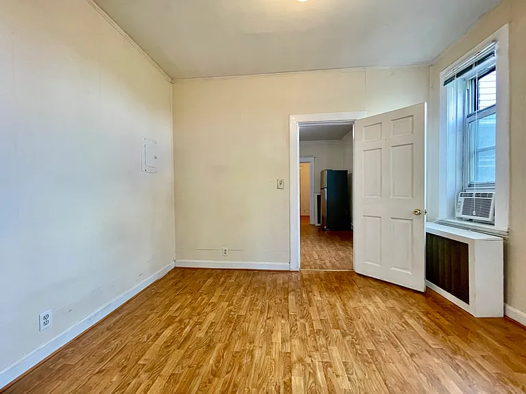 47 Park Vale Ave #10 — Photo 13