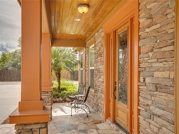 5th image of 23330 Oak Ln