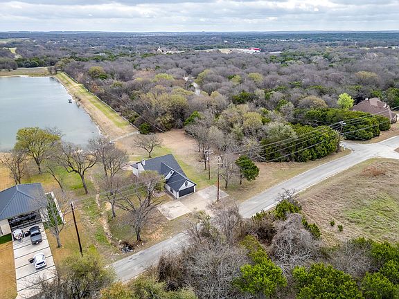 4th image of 1451 Lakeside Trl