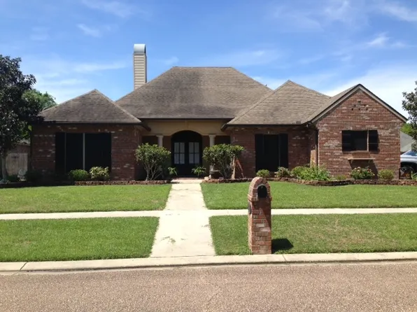 107 Osage Dr, Youngsville, LA 70592