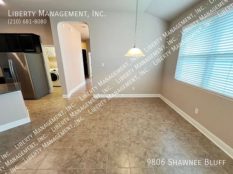 9806 Shawnee Blf — Photo 16