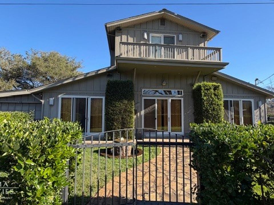 1st image of 15089 Trestle Glen Dr