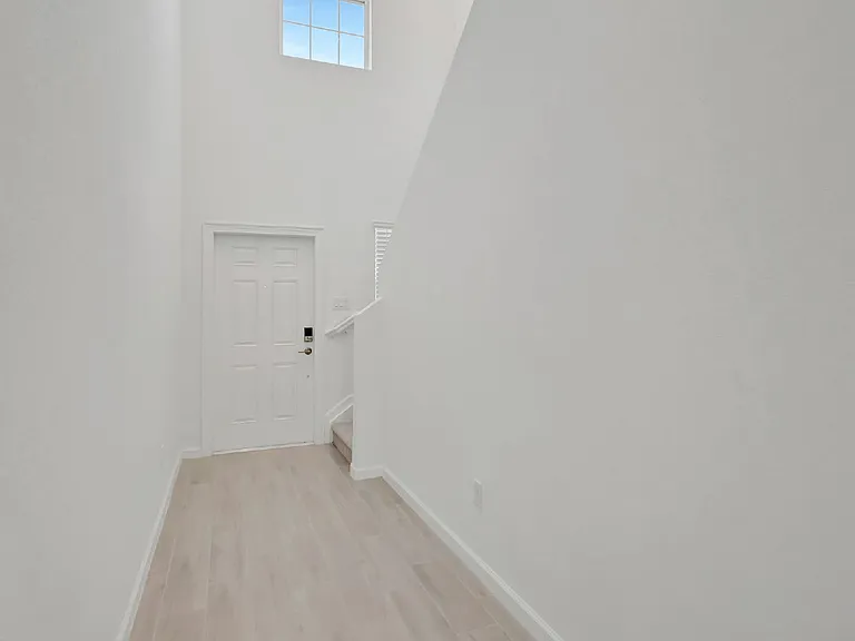 11172 NW Middle Stream Dr — Photo 4