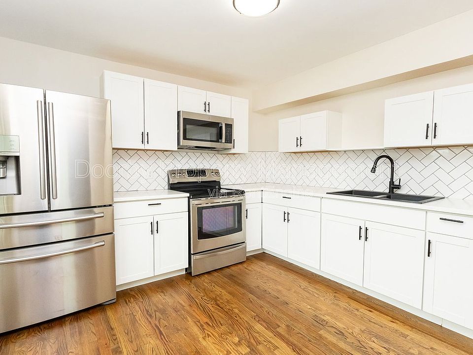 1st image of 804 Grandview Ave #A