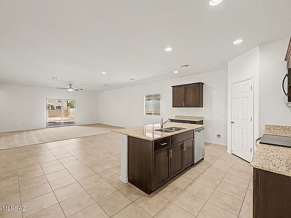 5th image of 12679 N Wildrose Dr