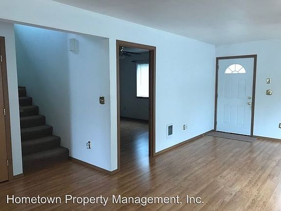 4th image of 1804 Fairview St NE