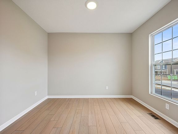 Flex Room