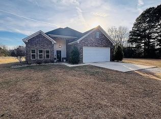725 Ghering Rd, Jacksonville, AR 72076