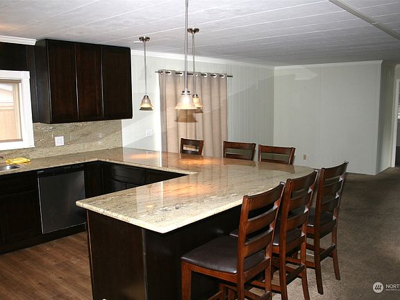 3rd image of 2500 Alder Street #200