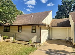 203 Summit Ridge Dr, Tahlequah, OK 74464