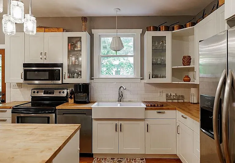 145 Hillside St — Photo 15