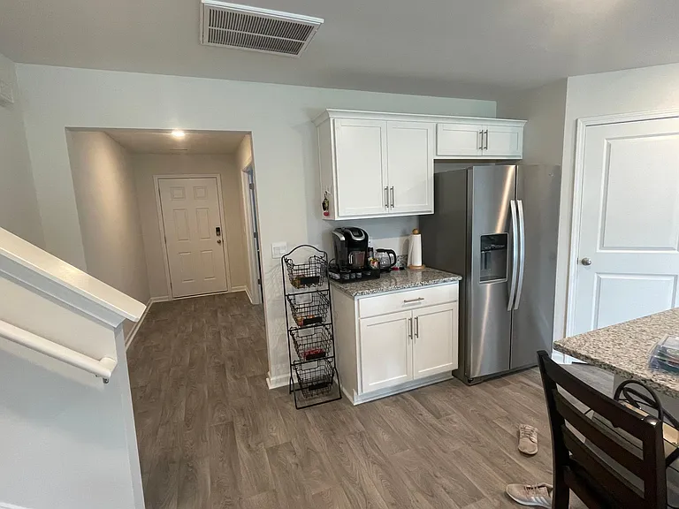 3117 March Ct — Photo 7
