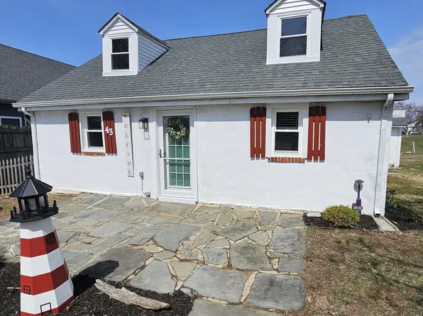 43 New York Ave, Earleville, MD 21919