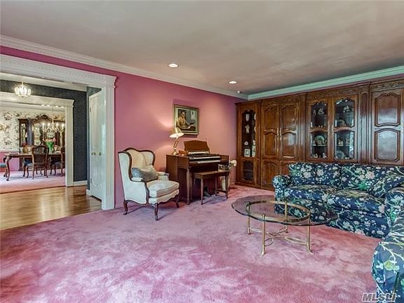 4th image of 15 Strickland Pl
