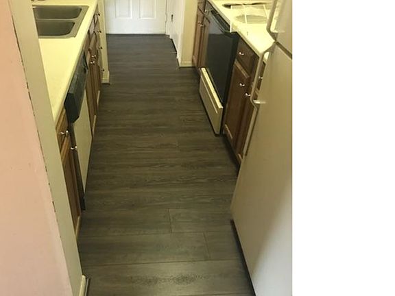 4th image of 13107 Briarcliff Ter APT 210