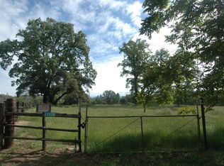17170 Corcoran Gray Rd, Big Oak Flat, CA 95305