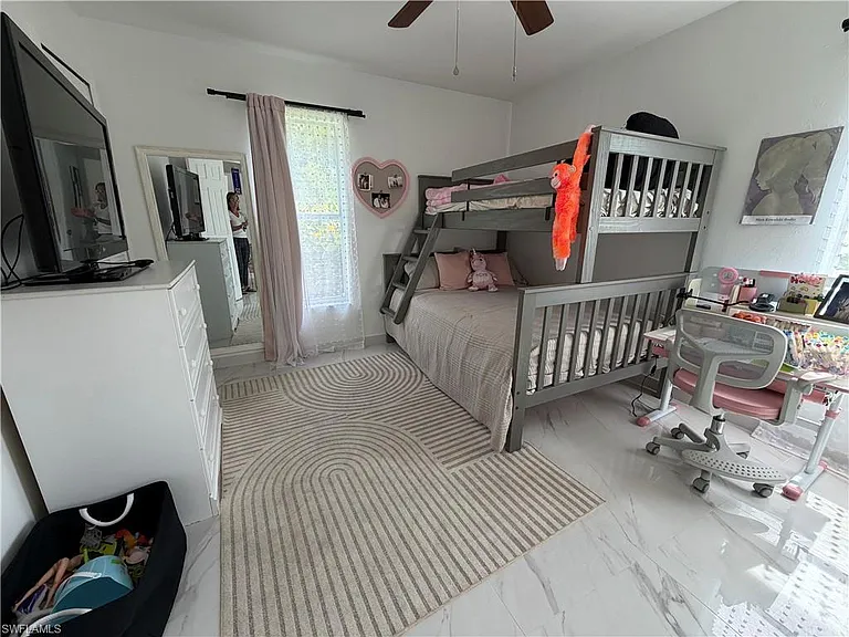7786 Scarlet Ct — Photo 8
