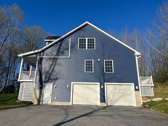 3rd image of 57 Pumpkin Ln