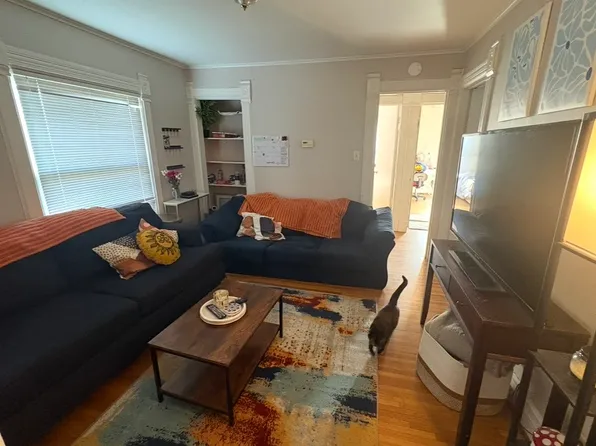 1325 Packard St #2, Ann Arbor, MI 48104