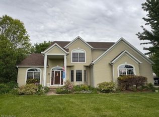 13499 Carnation Ave NW, Hartville, OH 44632