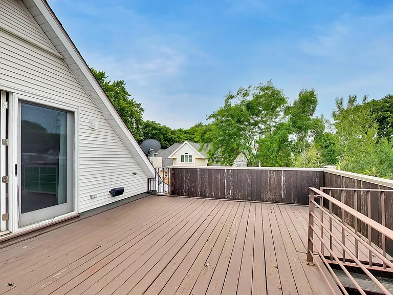 2010 W Bradley Pl — Photo 52