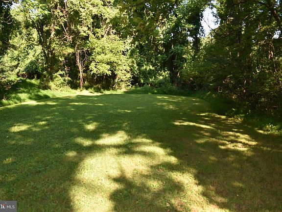 4th image of 33 Dogwood Blossom Ln