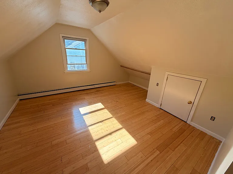50 Elm Dr — Photo 7