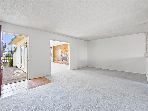 4th image of 702 San Fernando Dr