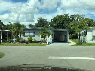 231 Poinsettia Dr, Fort Myers, FL 33905