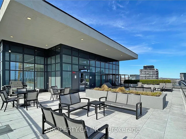 460 Adelaide St E #1821 — Photo 19