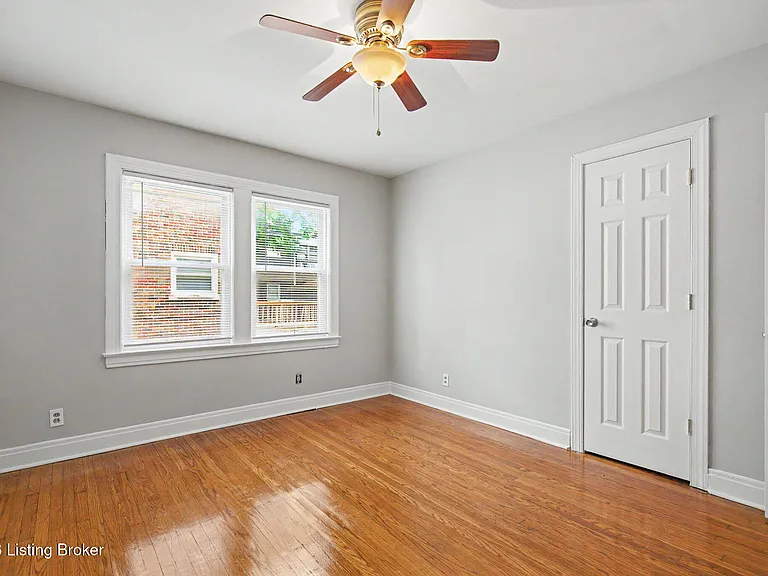 4411 Southern Pkwy #1 — Photo 11