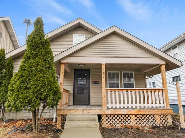 312 E Wildwood Ave, Fort Wayne, IN 46806