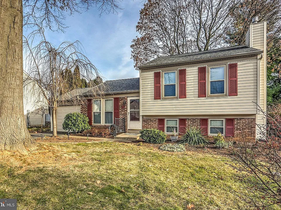 107 Tanglewood Ln