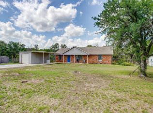 397 Flat Rock Rd, Azle, TX 76020