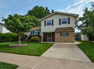 1041 Alpena Rd, Philadelphia, PA 19115