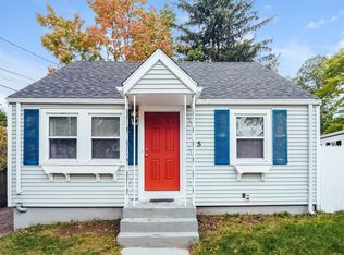 5 Lewiston St, Hyde Park, MA 02136