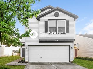 1236 Edgewater Dr, Greenwood, IN