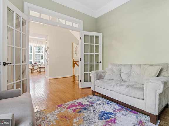 4th image of 4109 Winterhazel Rd #4109