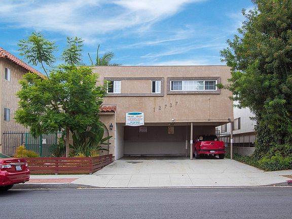 2nd image of 12737 Pacific Ave #19476975