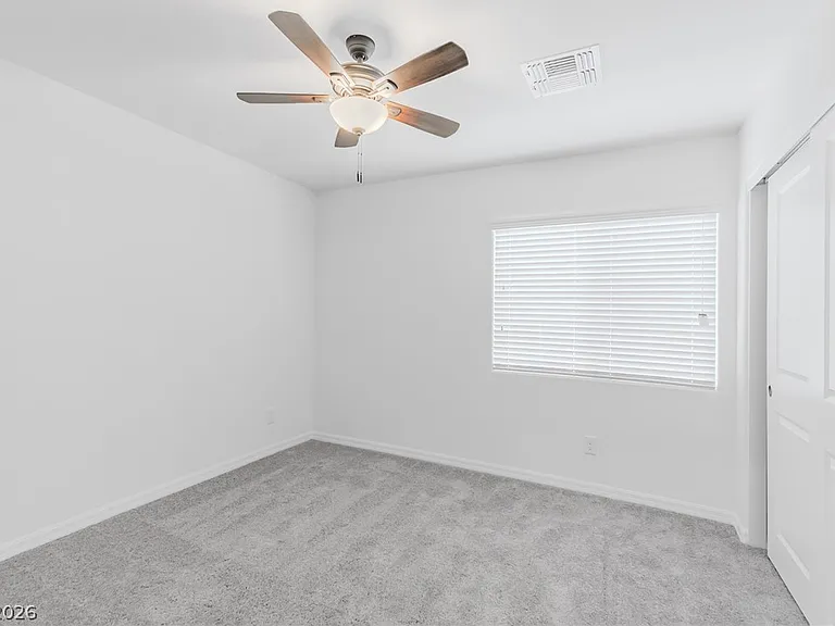 5749 Tioga Way — Photo 24
