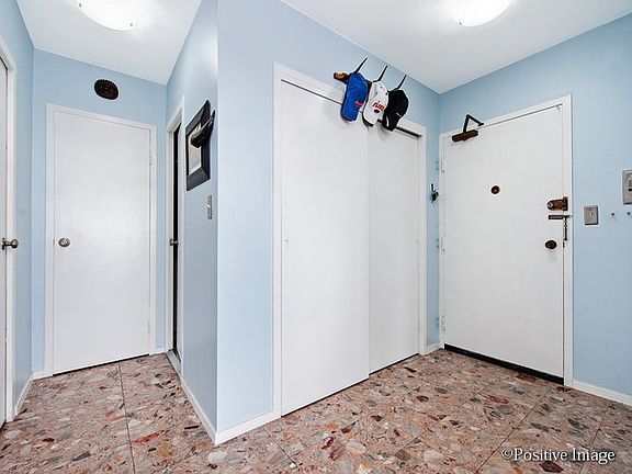 2nd image of 3900 N Lake Shore Dr APT 17F