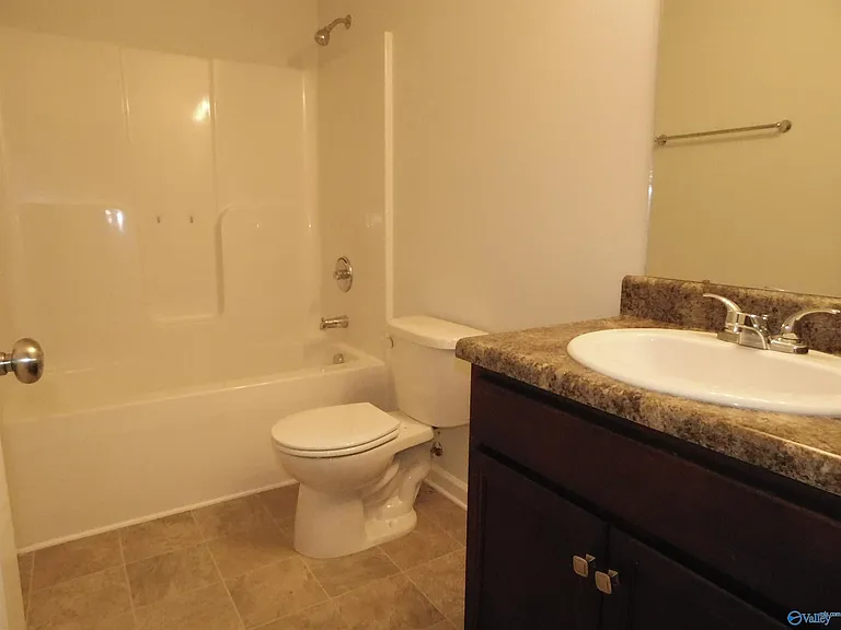 136 Winstead Cir — Photo 27