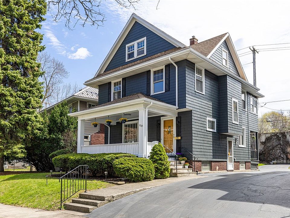 1st image of 1085 Harvard St