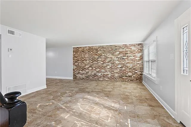 300 Terry Pkwy #C — Photo 3