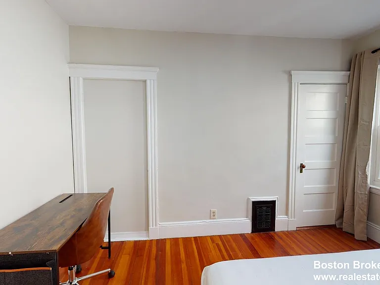 30 Roseclair St #3 — Photo 12