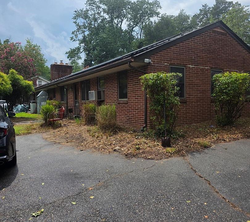 1st image of 4 Hillside Ave