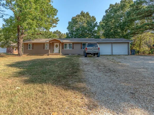 811 Thorne Dr, Paragould, AR 72450